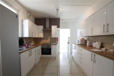 6 bed house, Stannington Avenue, Heaton, Newcastle, NE65AA - Image 2